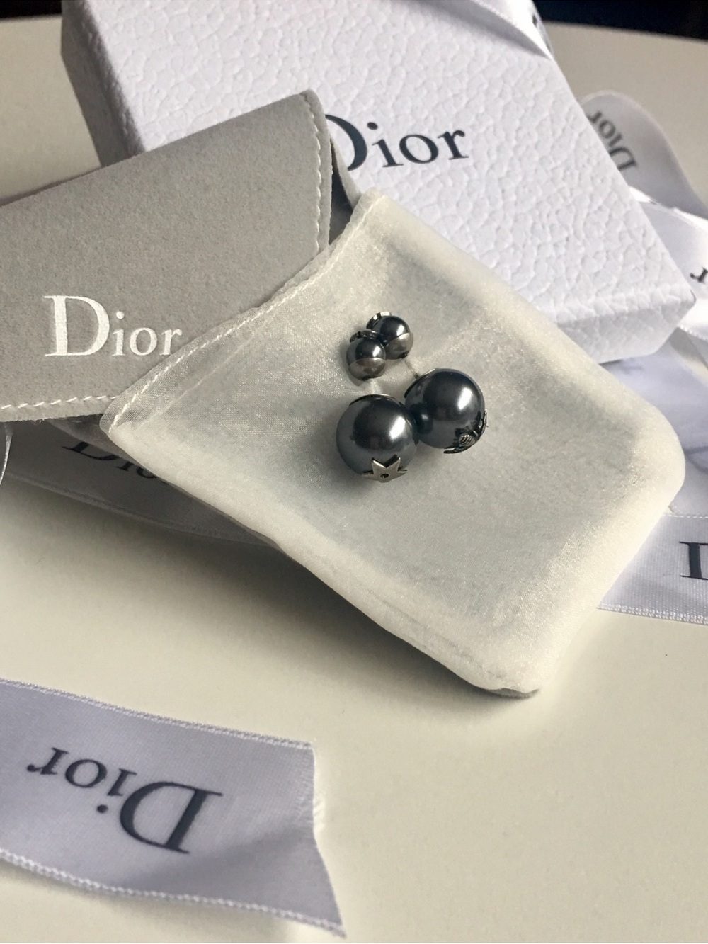 Dior Gunmetal Double-Sided Pearl Stud Tribales Earrings - Complete Set